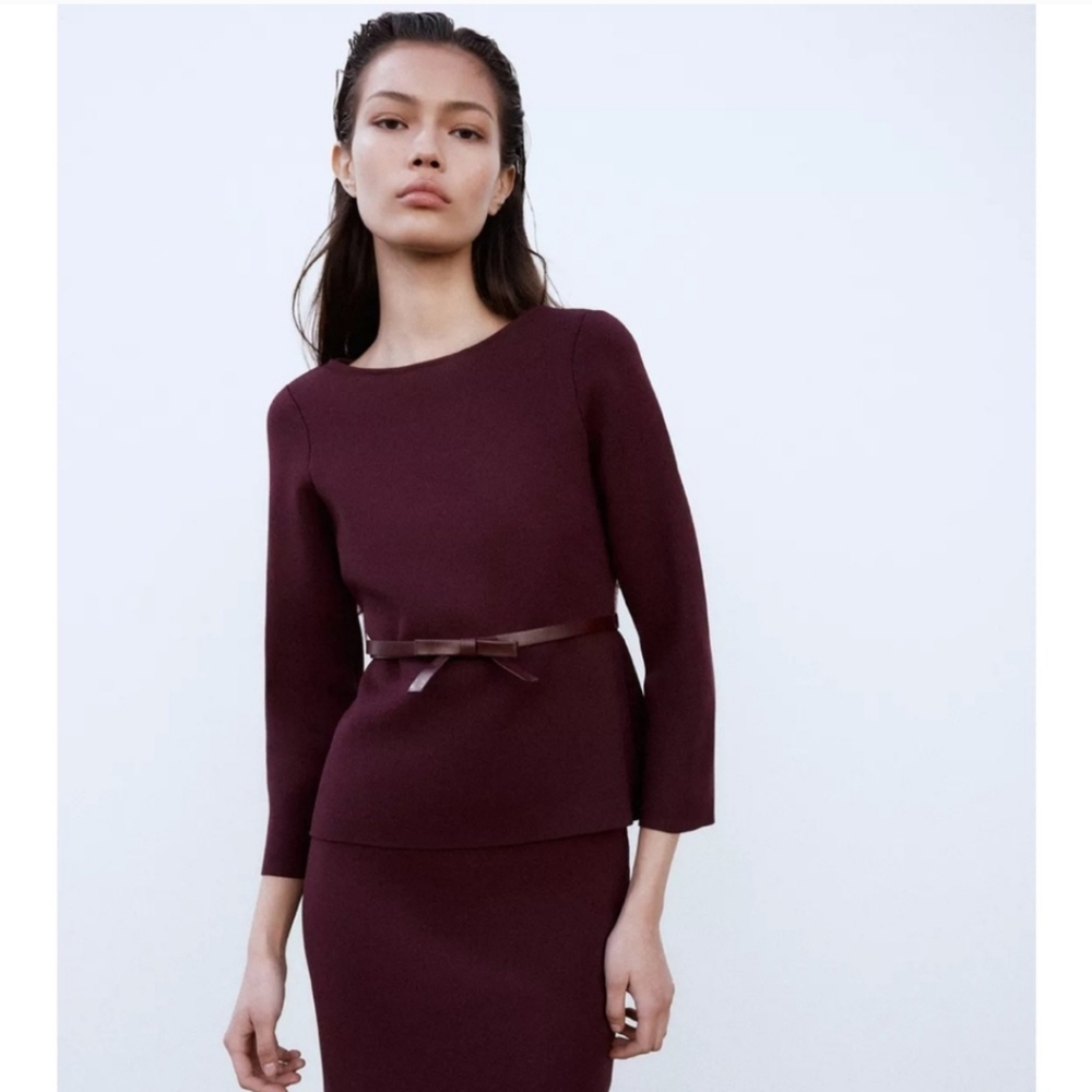 ZARA BELTED KNIT TOP MAROON. Size XL.
